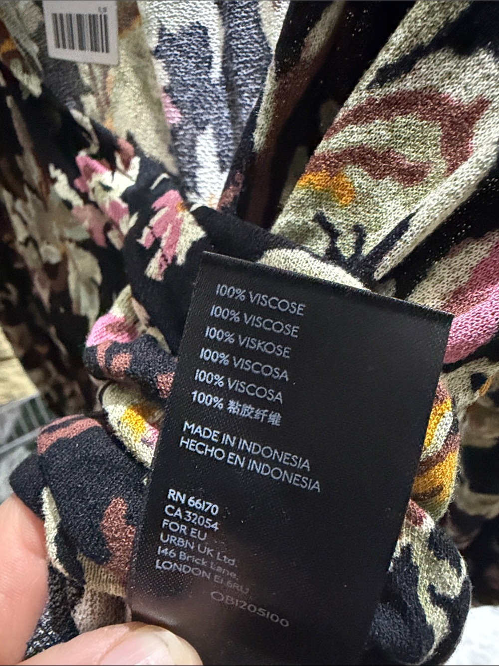 NWT Urban Outfitters Victoria Floral Crepe Wrap Blouse - Picture 13 of 13